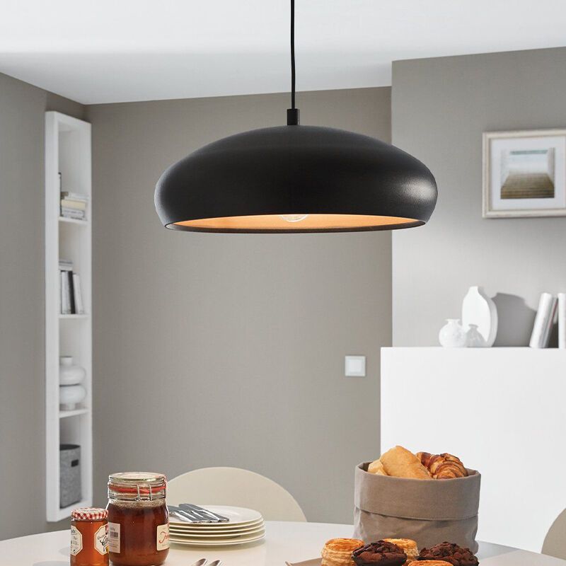 Suspension demi-sphère noire en métal, Egine Suspension demi-sphère noire en métal, Egine