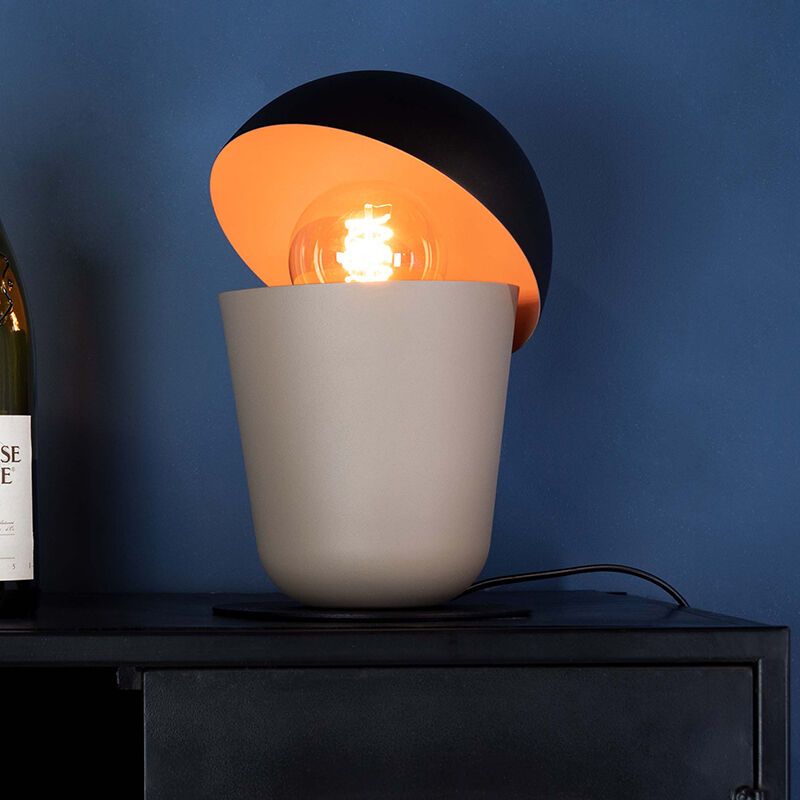 Lampe de table taupe en aluminium, Werner, avec interrupteur