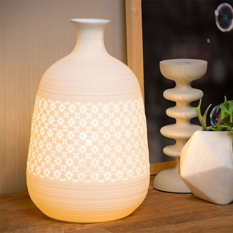 Lampe de table rétro blanche, Tiesse, avec interrupteur Lampe de table rétro blanche, Tiesse, avec interrupteur