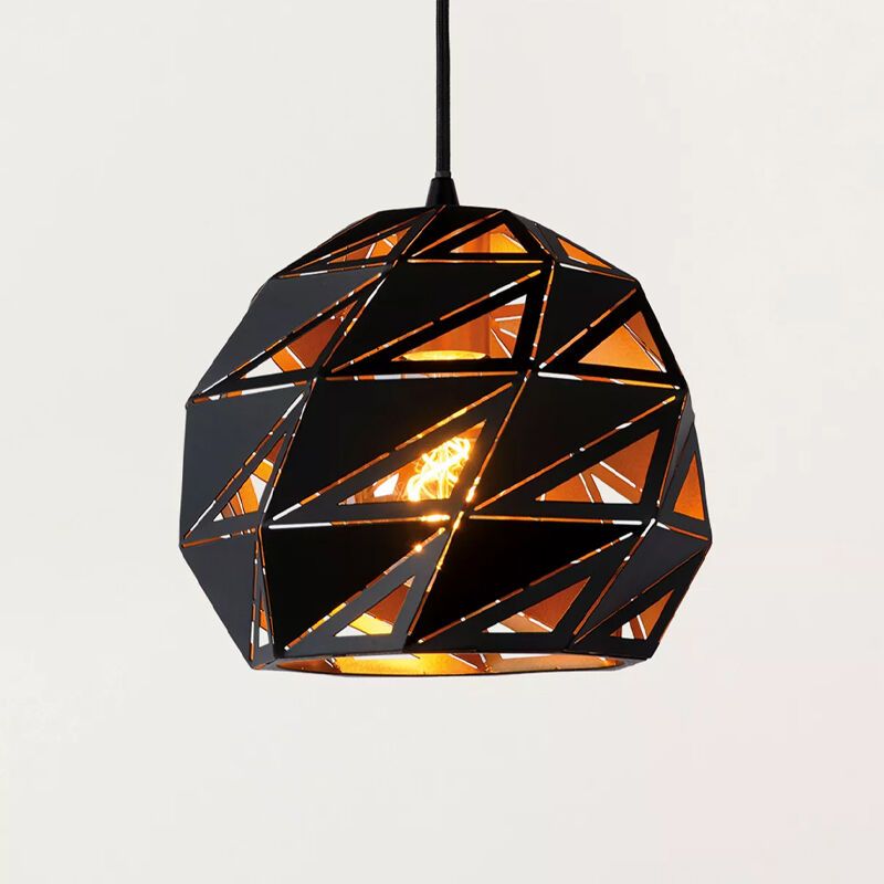 Suspension moderne noire, Malunga