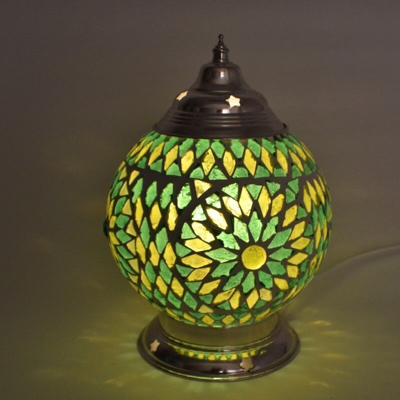 Lampe de table orientale verte mosaïque, Sabri Lampe de table orientale verte mosaïque, Sabri