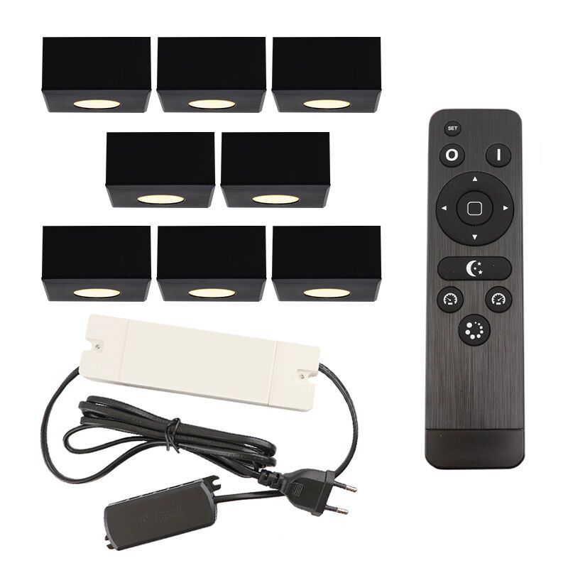 8 spots en saillie veranda carrés noirs Fredo, IP44, avec kit de connexion et télécommande 8 spots en saillie veranda carrés noirs Fredo, IP44, avec kit de connexion et télécommande