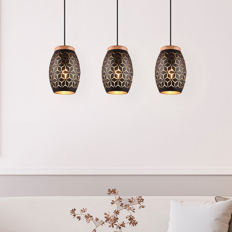 Suspension moderne noire, Delana