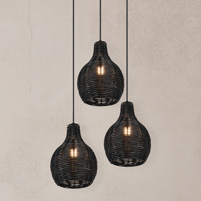 Suspension en rotin noire, Annieke