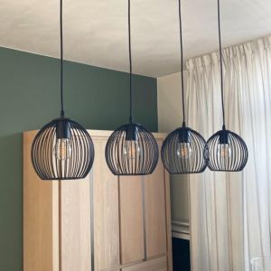Suspension noire industrielle, Wiro