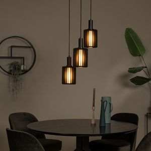 Suspension moderne noire, Lambres
