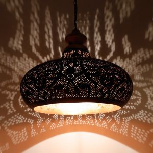 Suspension orientale noire, Zina