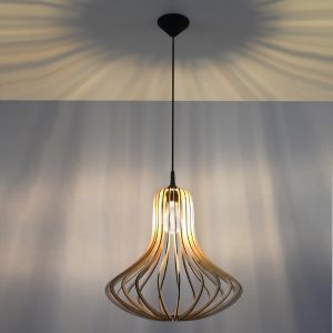 Suspension en bois marronne, Grada