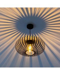 Suspension noire industrielle, Lieve