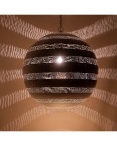 Suspension orientale blanche, Nimra