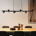 Suspension noire moderne, Carlos