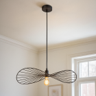 Suspension noire rétro, Jolinda