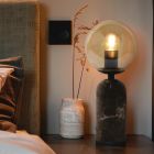 Lampe de table en marbre ambre, Alan, avec interrupteur