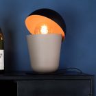 Lampe de table taupe en aluminium, Werner, avec interrupteur