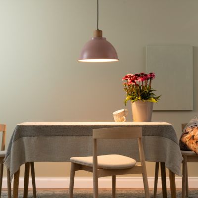 Suspension rose rustique, Thalina