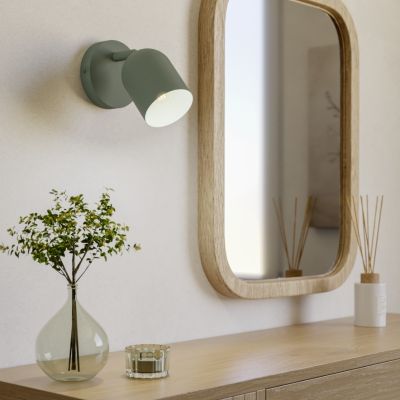 Applique murale verte en acier, Tjitte