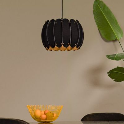 Suspension moderne noire, Spencer