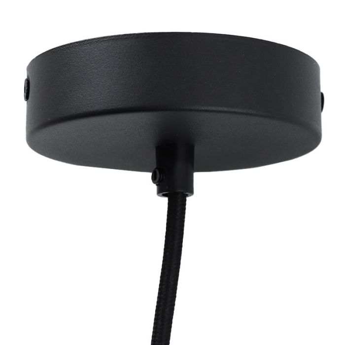 Suspension noire moderne, Nadi