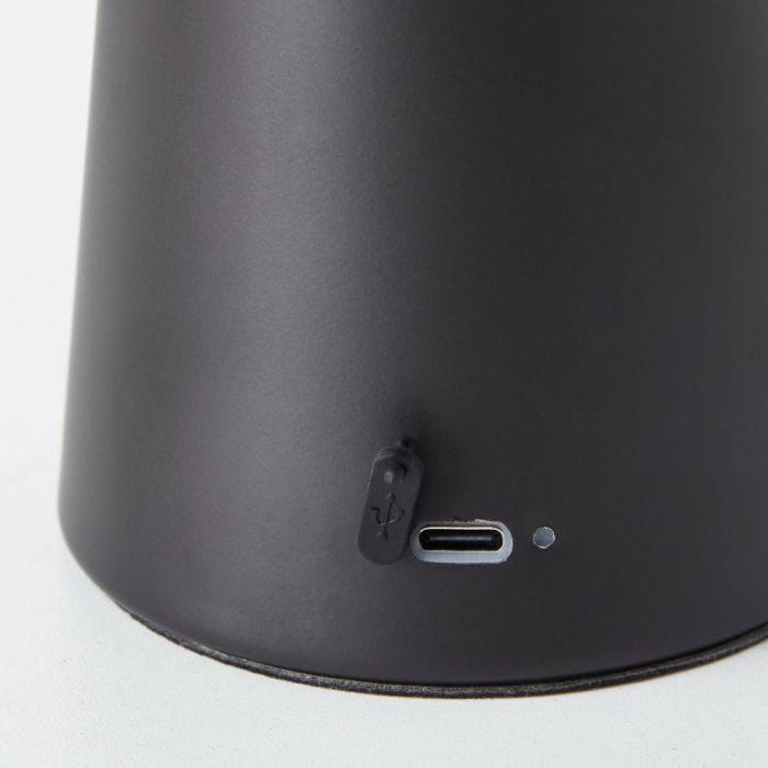 Lampe de table d'extérieur rechargeable noire moderne, Stig, 3W, 3000K LED, IP44, gradable en 3 étapes