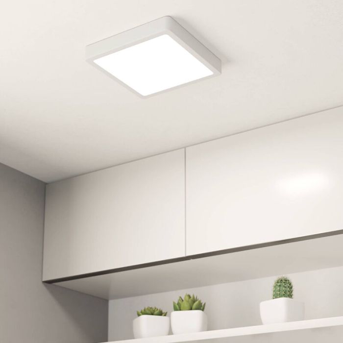 Plafonnier salle de bain blanc en plastique, Geraldo, 17W, 3000K LED, IP44