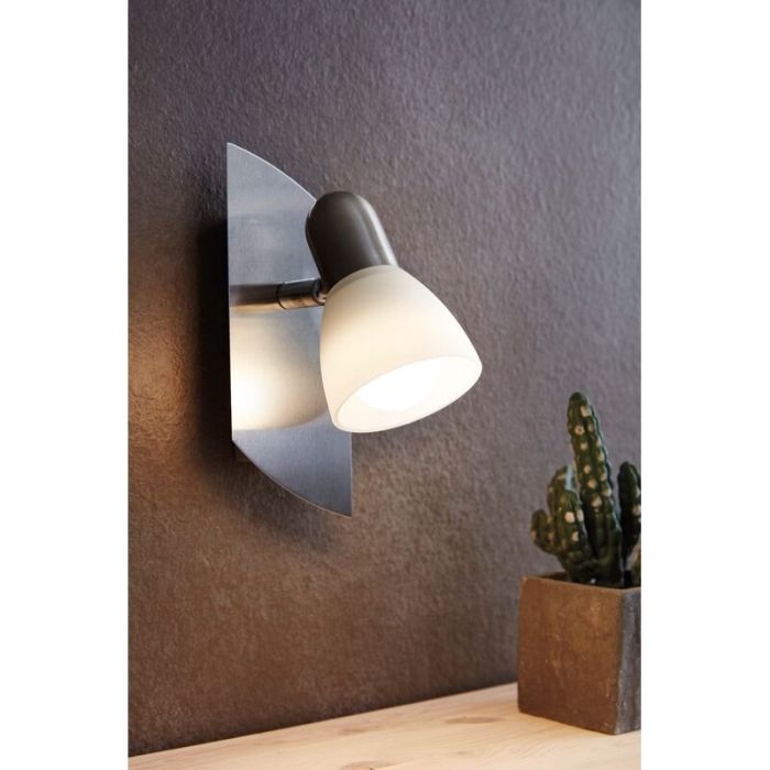 Spot plafond nickel en acier, Niene, avec interrupteur