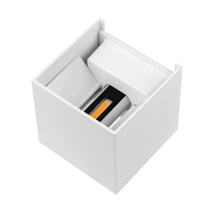 Luminaire extérieur blanc en aluminium, Dion, 6W, 2700K LED, IP65