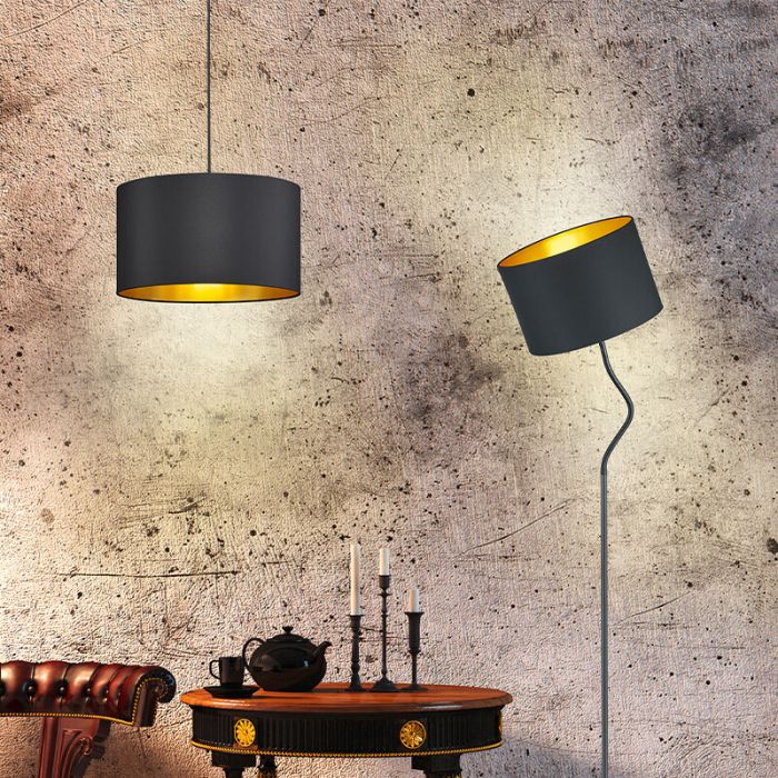 Suspension moderne noire, Jeany